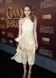 Game of Thrones Season 5 Red Carpet Take Two - Ani & Izzy