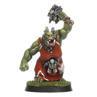 File:BB Orc Cheerleader M03.jpg - Warhammer - The Old World 