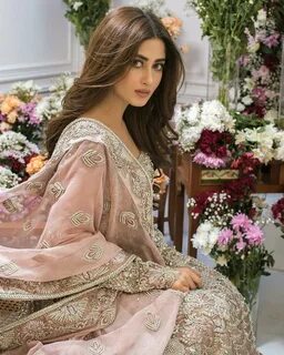 Image by SelfieQueen on Cute girl pic in 2020 Pakistani dres