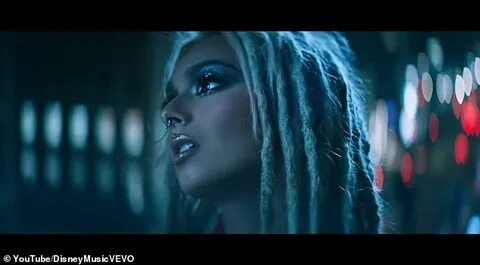 Zayn Malik and rising star Zhavia Ward deliver a stunning re