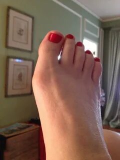 Kate Flannery's Feet wikiFeet