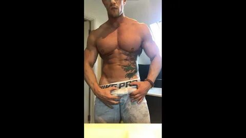 Showing off my muscles in my underwear - Charlie London - Ga