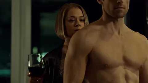 ausCAPS: Dylan Bruce nude in Orphan Black 2-05 "Ipsa Scienti