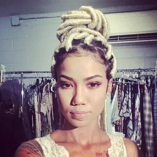 Jhene Aiko Proves Faux Locs Are The Style of The Summer Faux