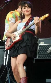 Norah Jones Picture 19 - The 2010 Glastonbury Music Festival