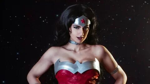 Wonder Woman Hot Hd Wallpaper - Best Supergirl Cosplay - 192