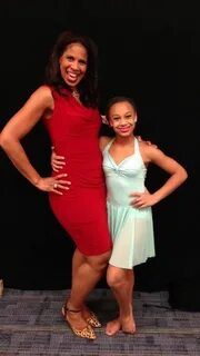 Holly and Nia :) Nia frazier, Dance moms girls, Dance moms f