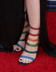 Kelly Clarkson's Feet wikiFeet