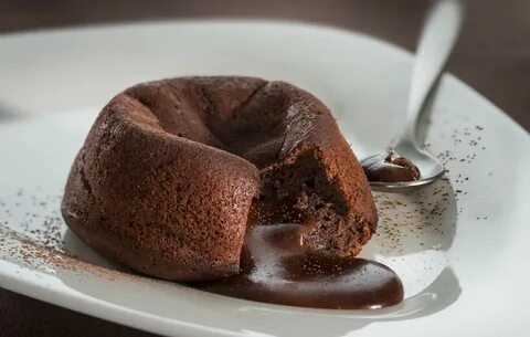 Molten chocolate cakes - Healthy Food Guide