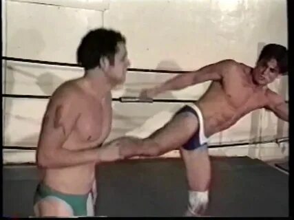 Gay wrestling #3-California Knights-Gio Romero Versus Scott 