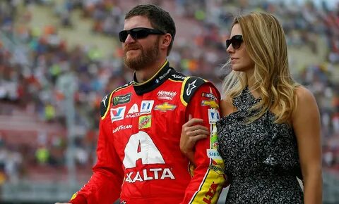 Dale Earnhardt Jr., wife Amy share baby announcement - Sport