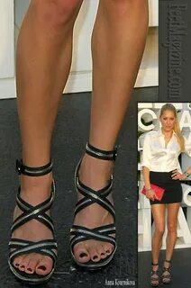 Anna Kournikova Feet (40 photos) - celebrity-feet.com