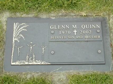 Glenn Quinn (1970 - 2002) Ireland born Glenn was Mark on Ros