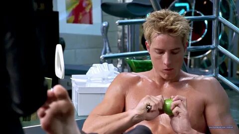 Justin Hartley Feet - Smallville Season 6 Episode 3 - Gay Fo