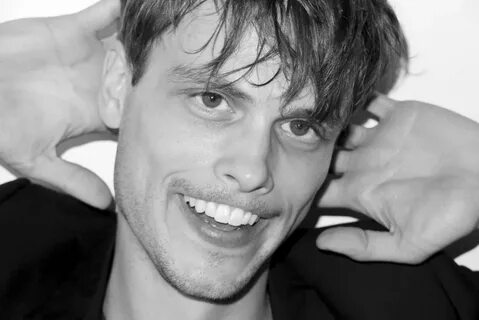 Picture of Matthew Gray Gubler