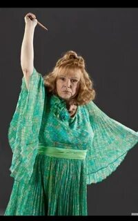 HAPPY GLORIUS BIRTHDAY TO MOLLY WEASLEY Harry Potter Amino