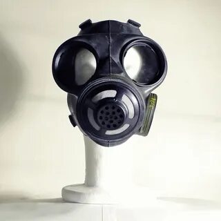 Canadian C3 Gas Mask King