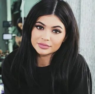 Пин на доске KING KYLIE