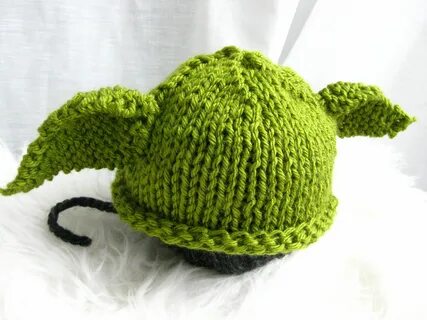 Baby Yoda Knit Hat (with Free Pattern) Baby hats knitting, H
