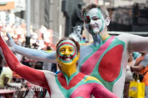 2015-08-42nd-214 Times Square -photo by Daniel Vialet Melani