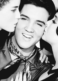 Elvis Presley with Carolyn Jones and Dolores Hart in King Cr