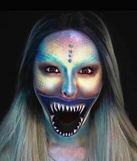 10 Amazing and Down Right Scary Halloween Makeup Looks From 
