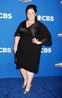 Melissa McCarthy - mother of the bride dress for apple bodie