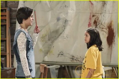 Gallery.ru / Фото #26 - "Wizards Of Waverly Place" (2011) - 