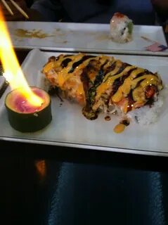 Amazing Dynamite roll from Kuchi Sushi 🍣 Food, Sushi, Beef