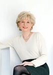 Q&A with Lesley Stahl Naples Illustrated