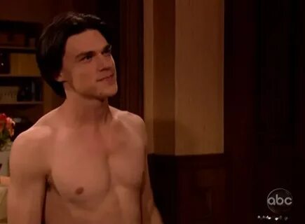 Finn Wittrock Butt Naked Pics & Videos - Exclusive Collectio