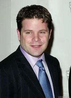 Sean Astin Photos - Sean Astin Actors Photo - Celebs101.com