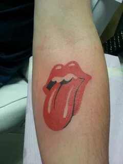 Rolling Stones tongue and lips tattoo @17nanda83 Rolling sto
