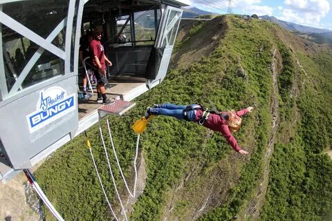 The 5 Best Bungee Jumps in the World; The Highest & The Scar