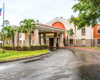 Quality Suites Airport Fort Myers, FL - See Discounts