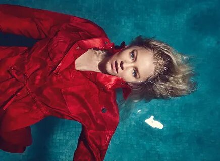 Astrid S: Meet Your Next Norwegian Europop Crush - FLARE