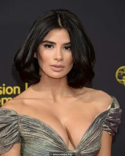 Diane Guerrero cleavage at 71st Creative Arts Emmy Awards Se