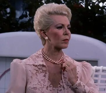 Lana Turner wearing Nolan Miller in Love Boat Blonde celebri