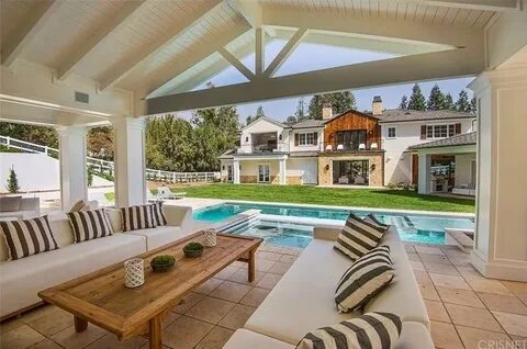 Hidden Hills, CA Mansions, Celebrity houses, House styles