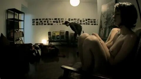 Leandra Leal Nude. 