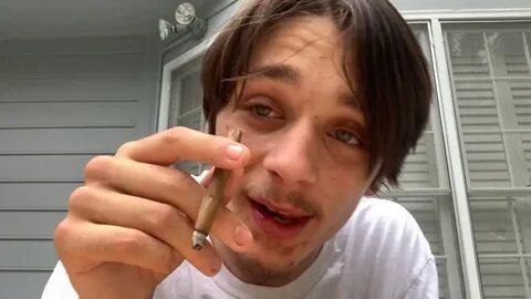 Fat Blunt!! 1.7 Grams!! - YouTube