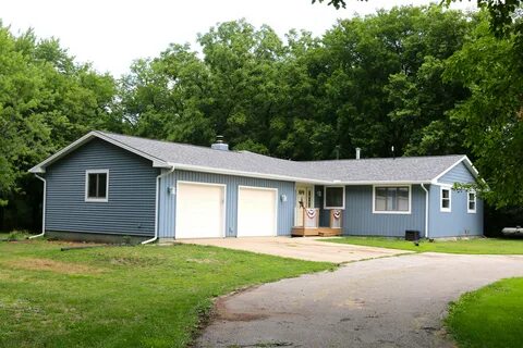 Mastic English wedgewood blue siding and blue board and batt