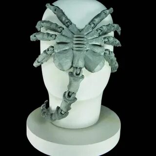 3D Printable Articulated Facehugger by bolsoncerrado 3d prin