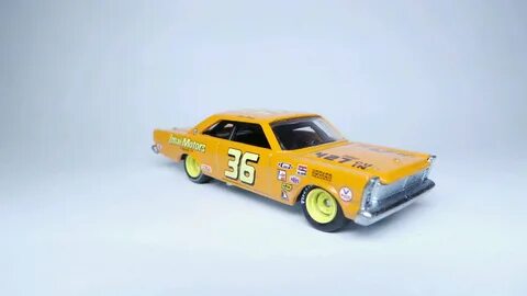 Hot Wheels Vintage Racing '65 Ford Galaxie 500