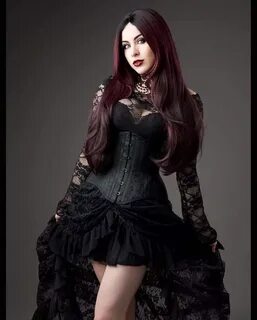 Beatiful goth girl Gothic fashion, Gothic outfits, Fashion