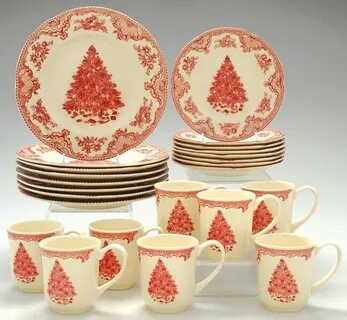 My Christmas dishes by Johnson Bros.! Would love to collect 
