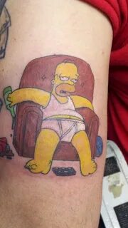#tattoofriday - 50 tatuagens de Os Simpsons - Pausa Dramátic