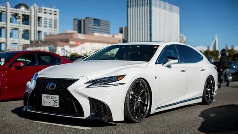 Slammed Lexus LS F SPORT Turns Heads in Tokyo Auto Moto Japa