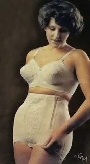Pantygirdle about 1962 remastered copyright Girdlemaster Mie