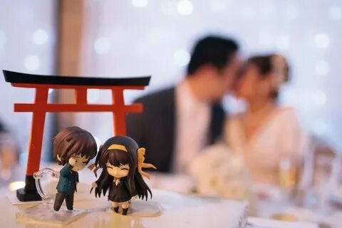 Aussie anime lovers tie the knot Offbeat Bride Anime wedding